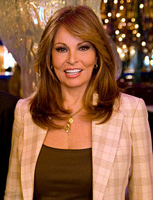220px-RaquelWelchApr2010