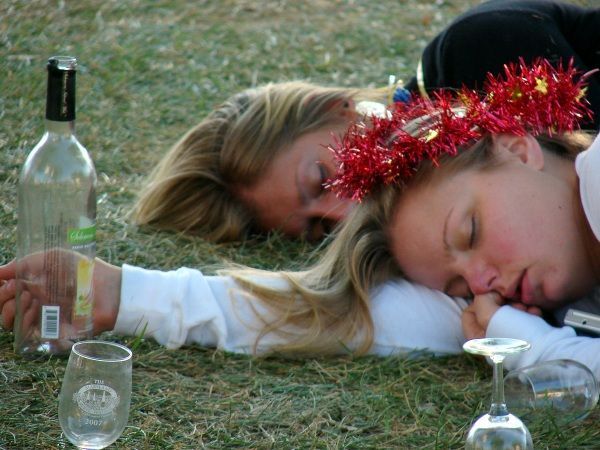 Passed_Out_Drunk_Girls_31