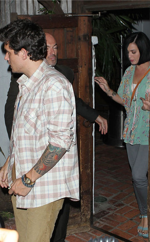 reg_634.KatyPerry.JohnMayer.jjc.090412