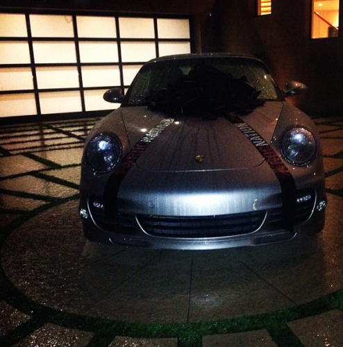 rihanna car 2