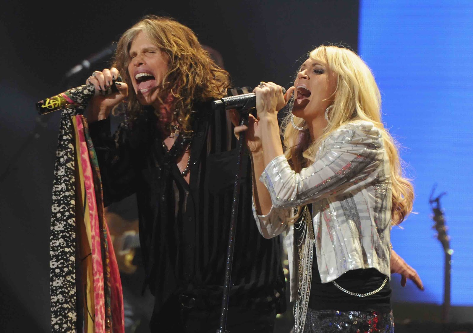 steven-tyler-carrie-underwood-cmt-crossroads