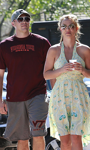 300-BritneySpearsDavidLucado-031413-jpg_005517