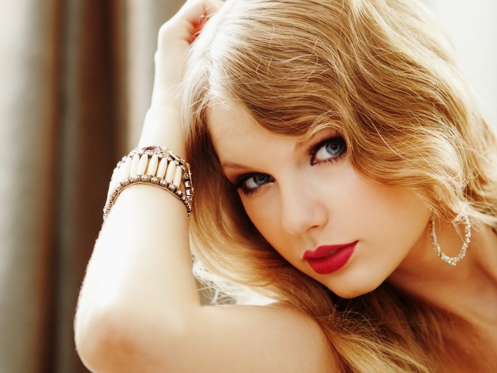 tswiftred