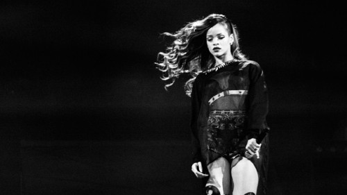 Rihanna passes Justin Bieber as YouTube’s most-watched